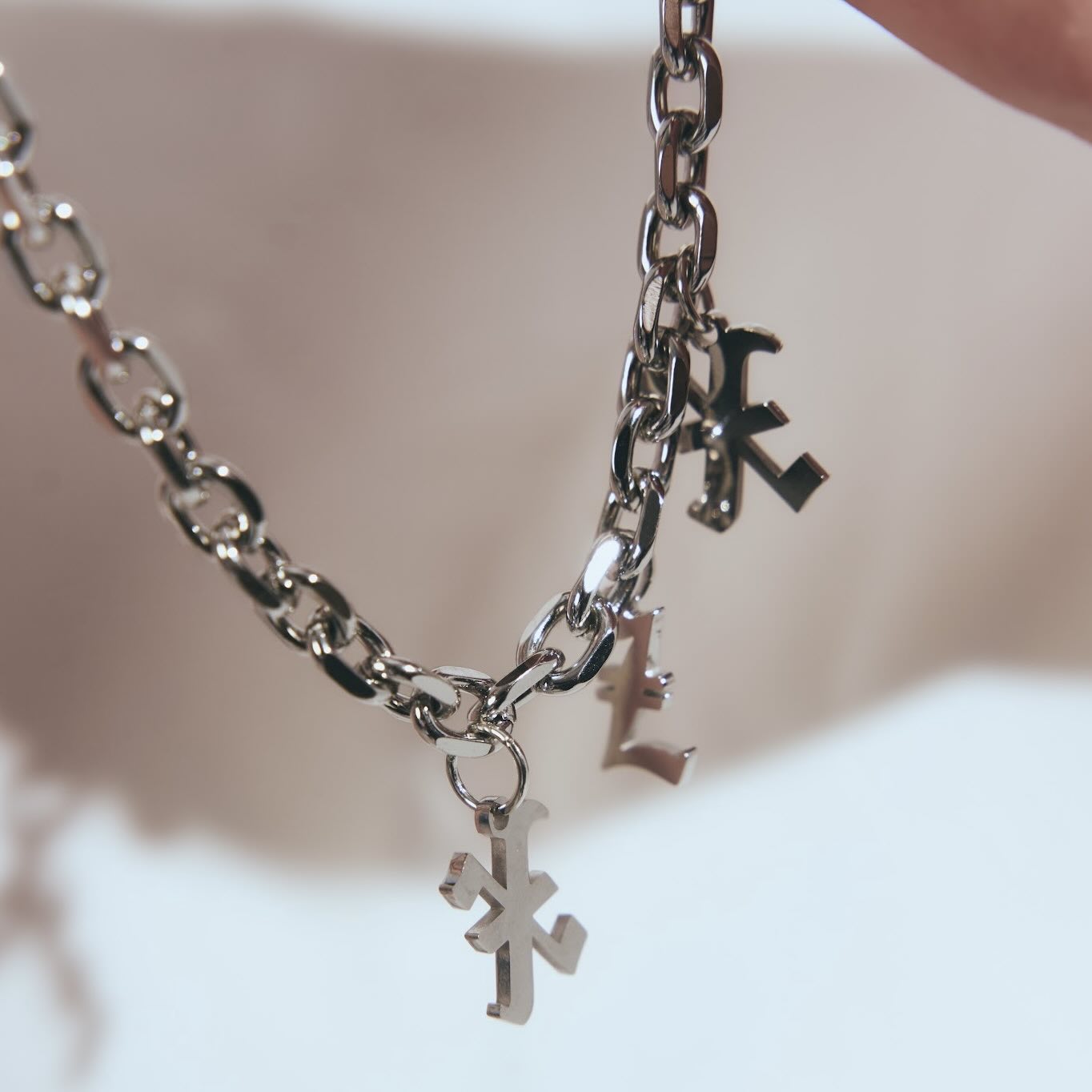 03 Custom Phone Chain Set