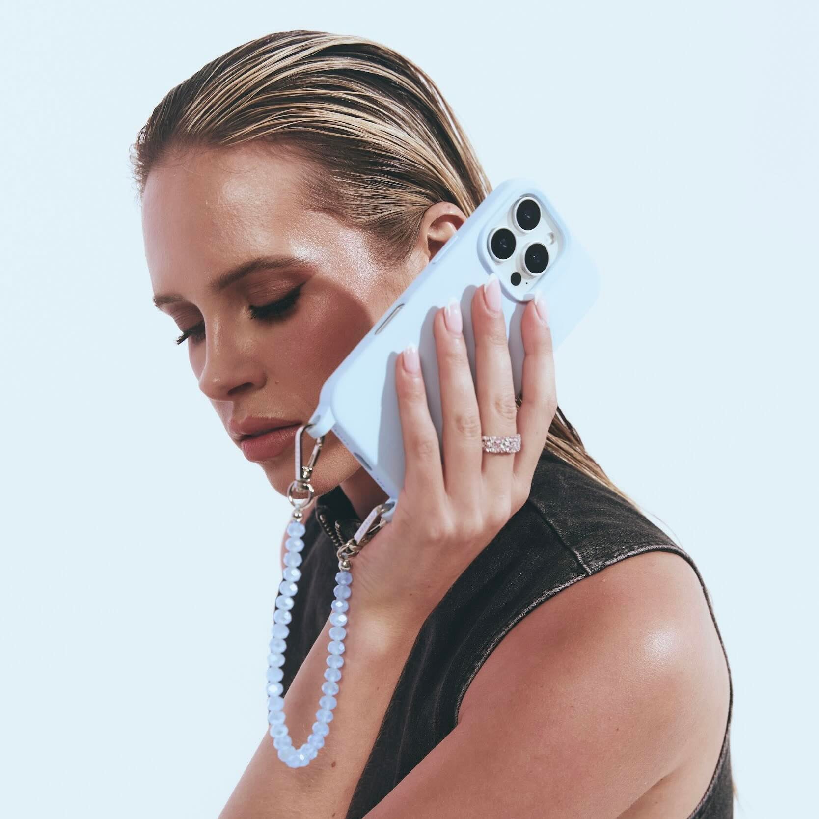 08 Phone Chain Set Glacier