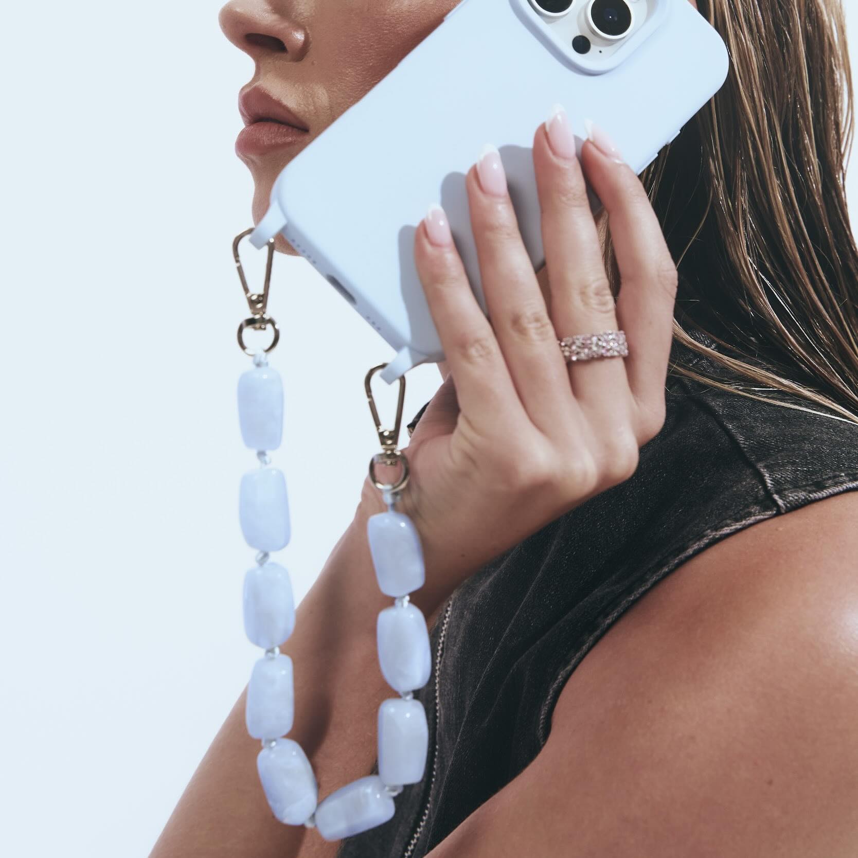 Vera Phone Chain Glacier