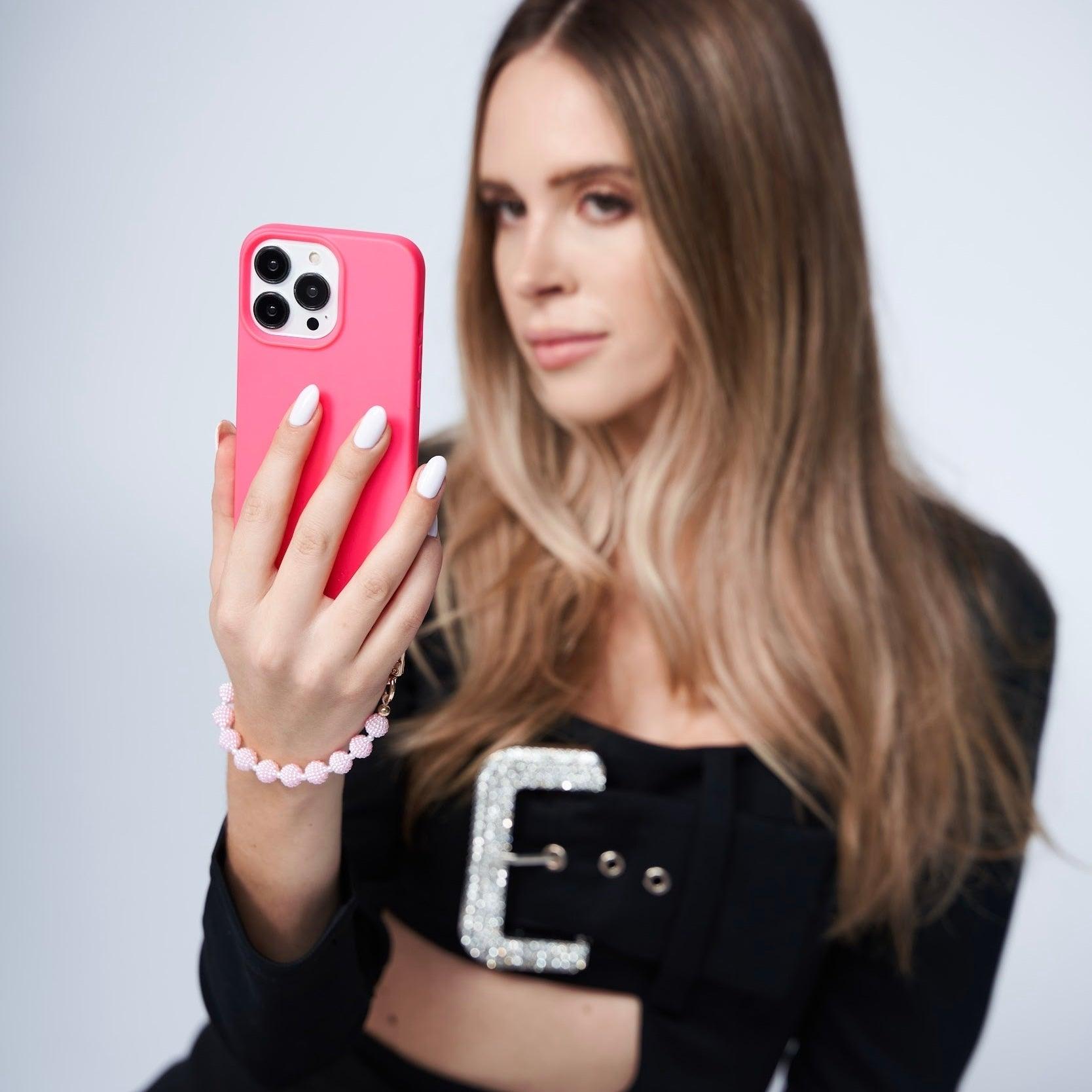 Berry Wristlet Bubblegum - Cordée Cases