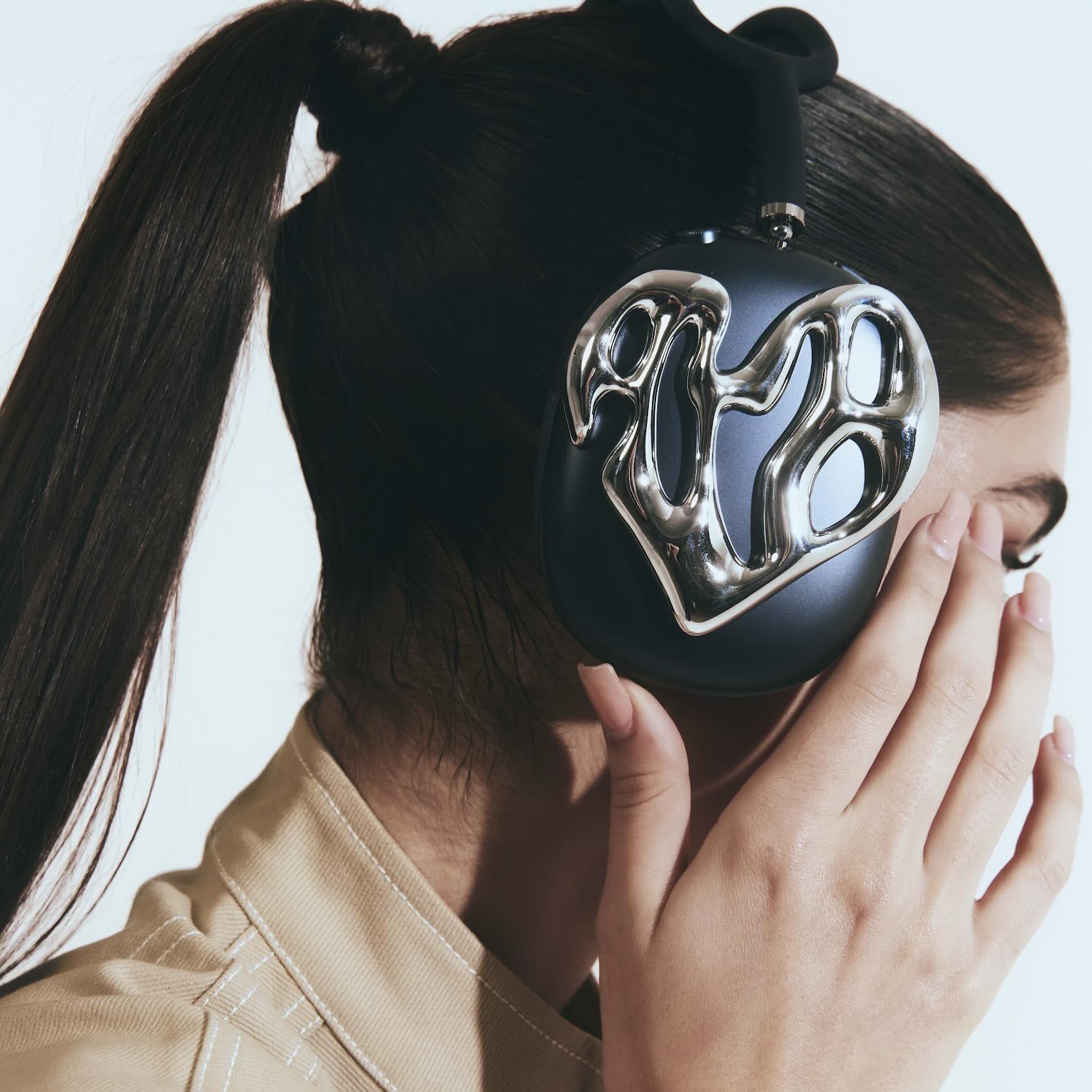 Nebula Chrome AirPods Max Case