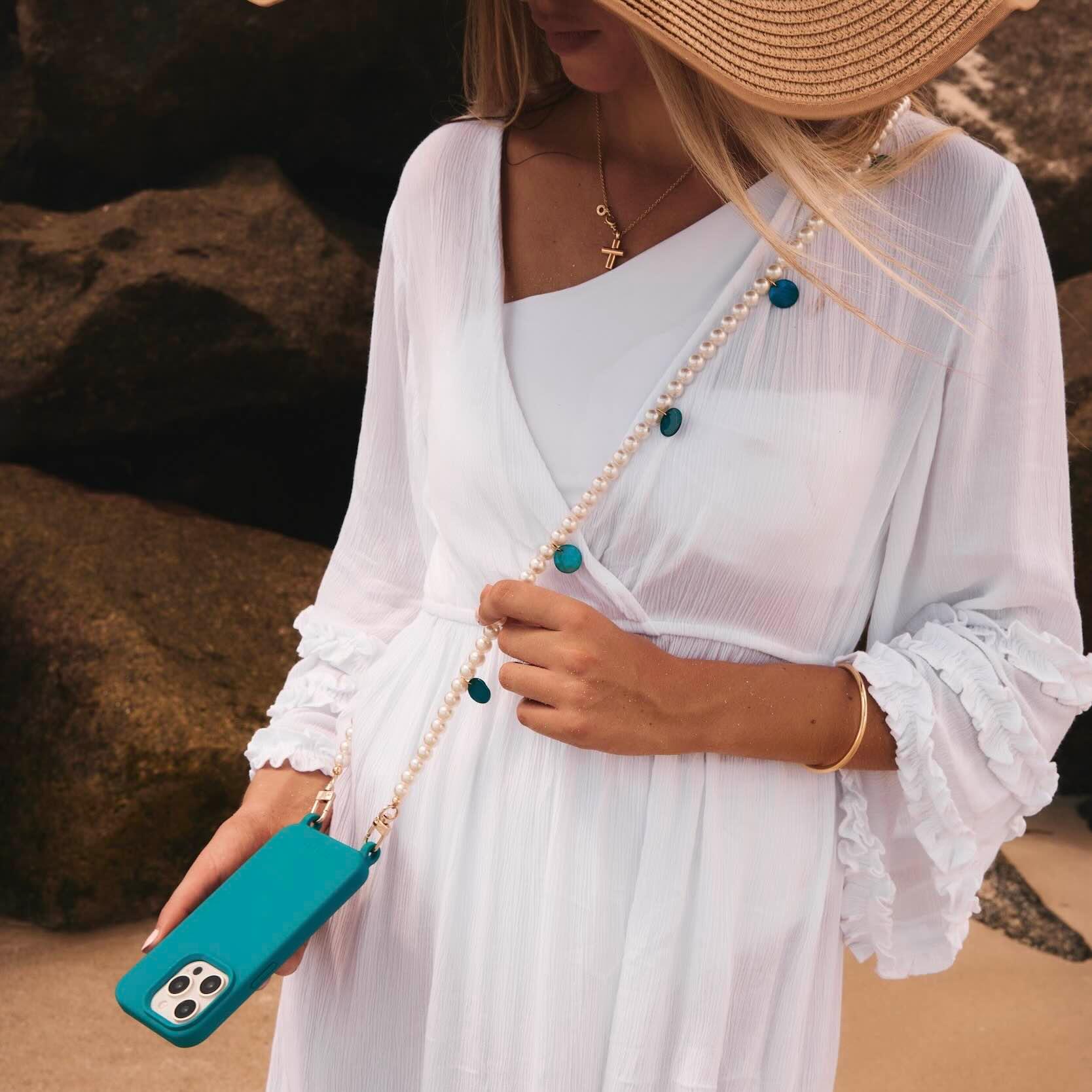 Pearl of the Sea Phone Chain Set