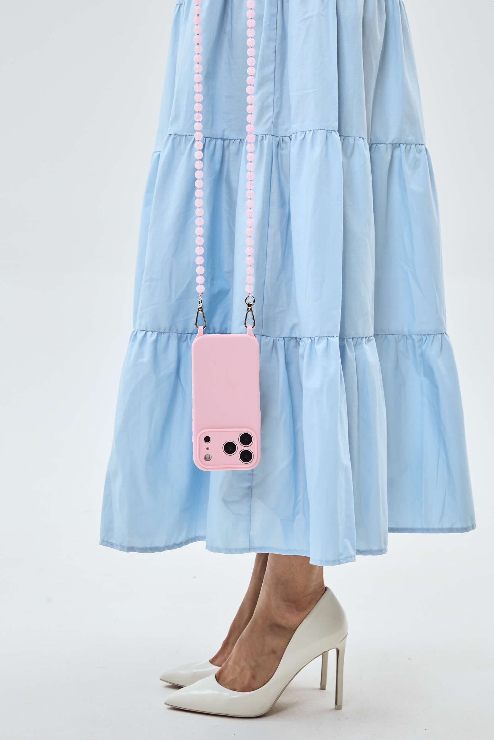 Scarlett Phone Chain Blush