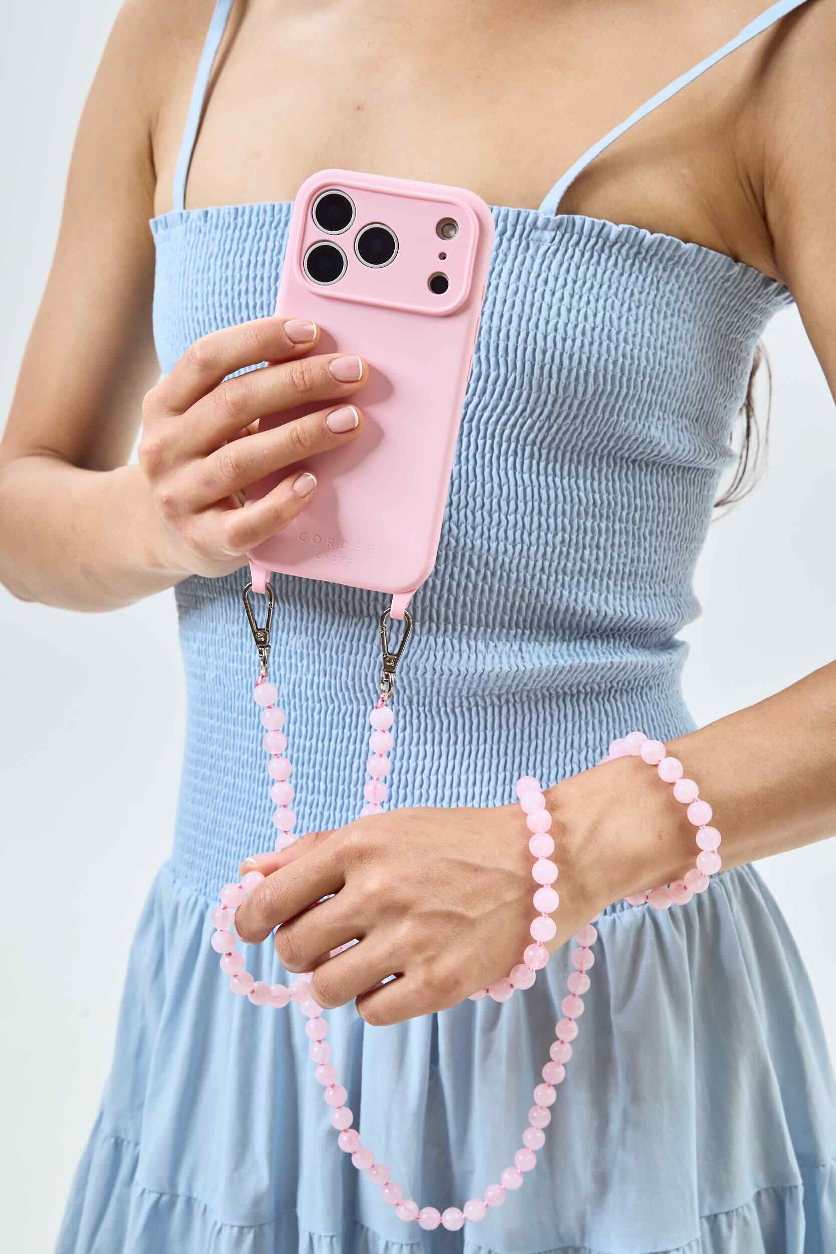 Scarlett Phone Chain Blush