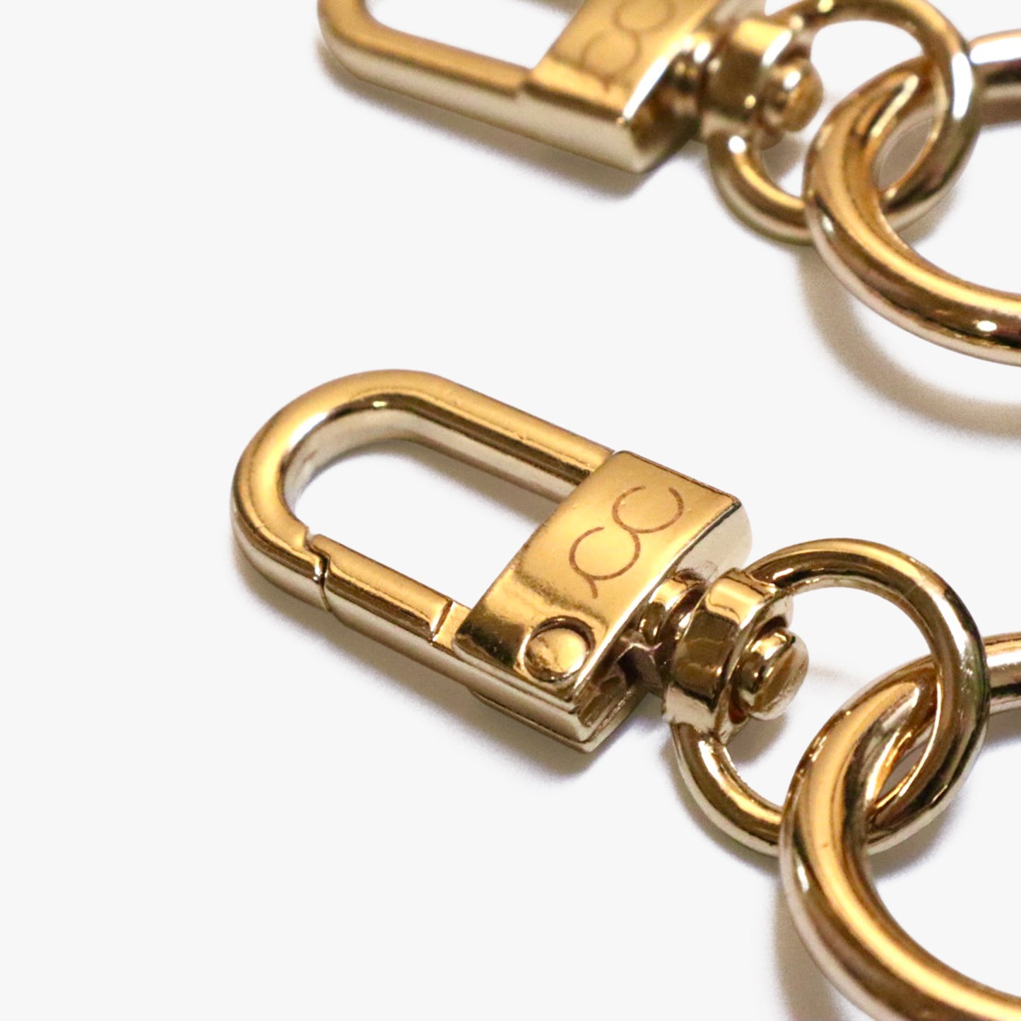 Curby Chain Tortoise