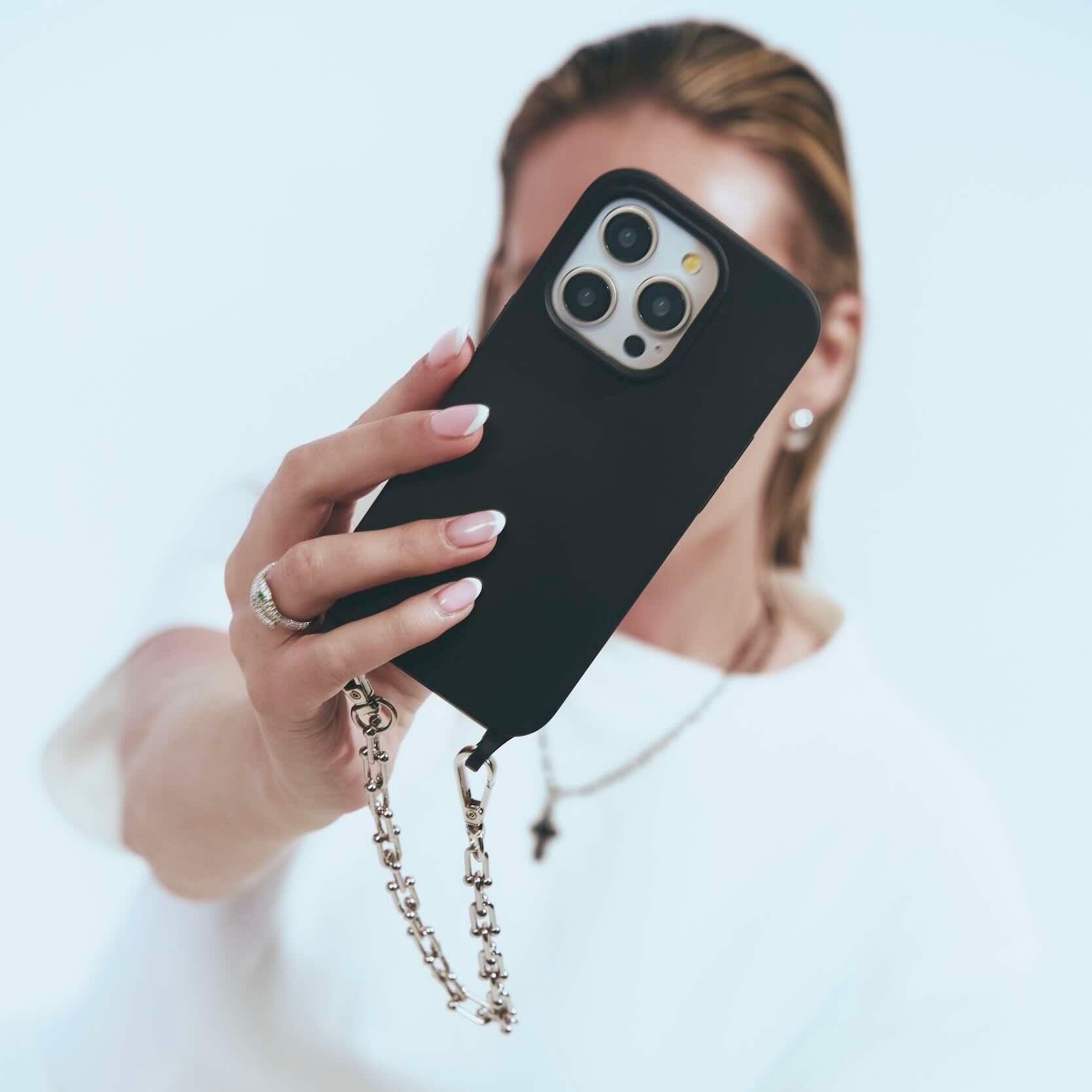 01 Phone Chain Set Black