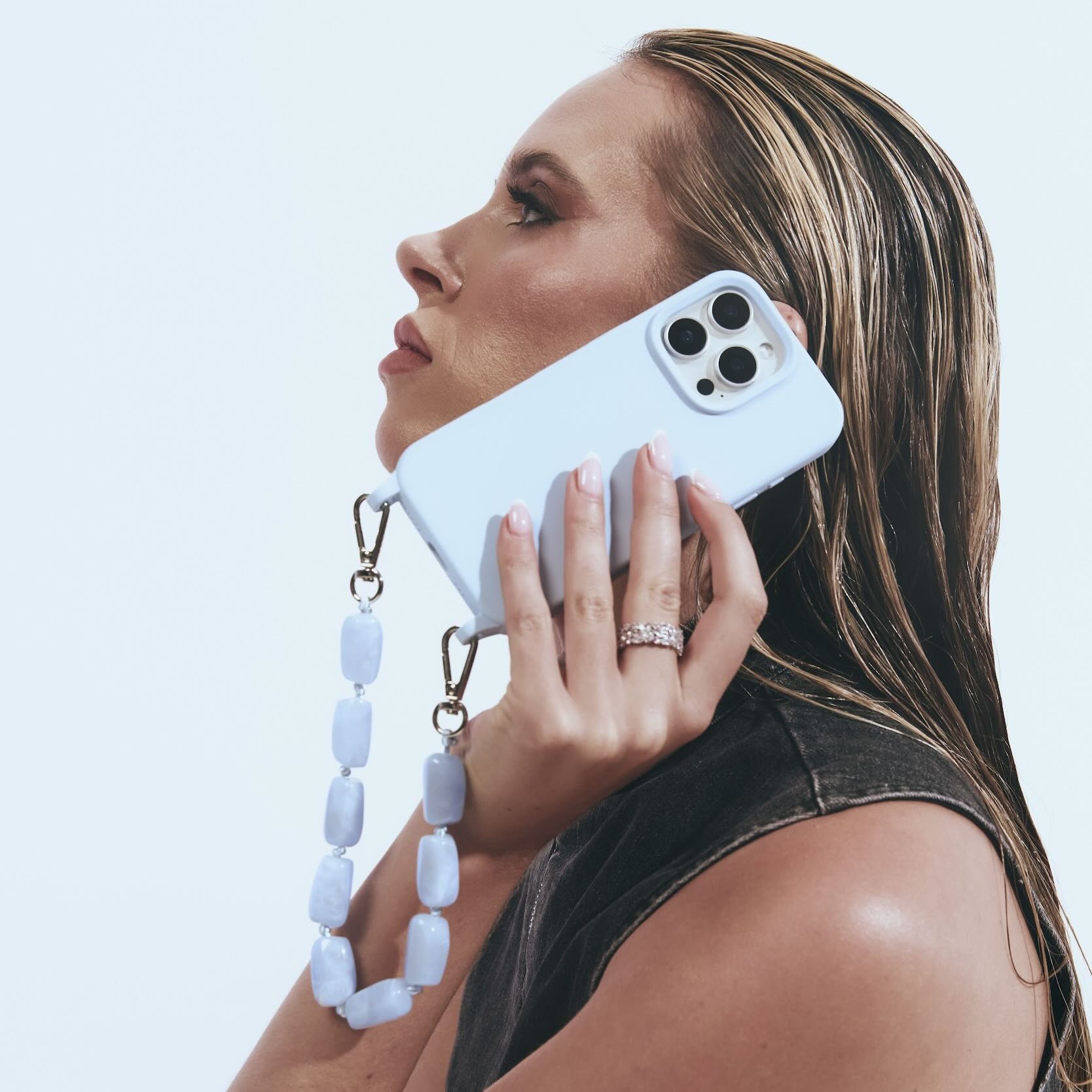 11 Phone Chain Set Glacier