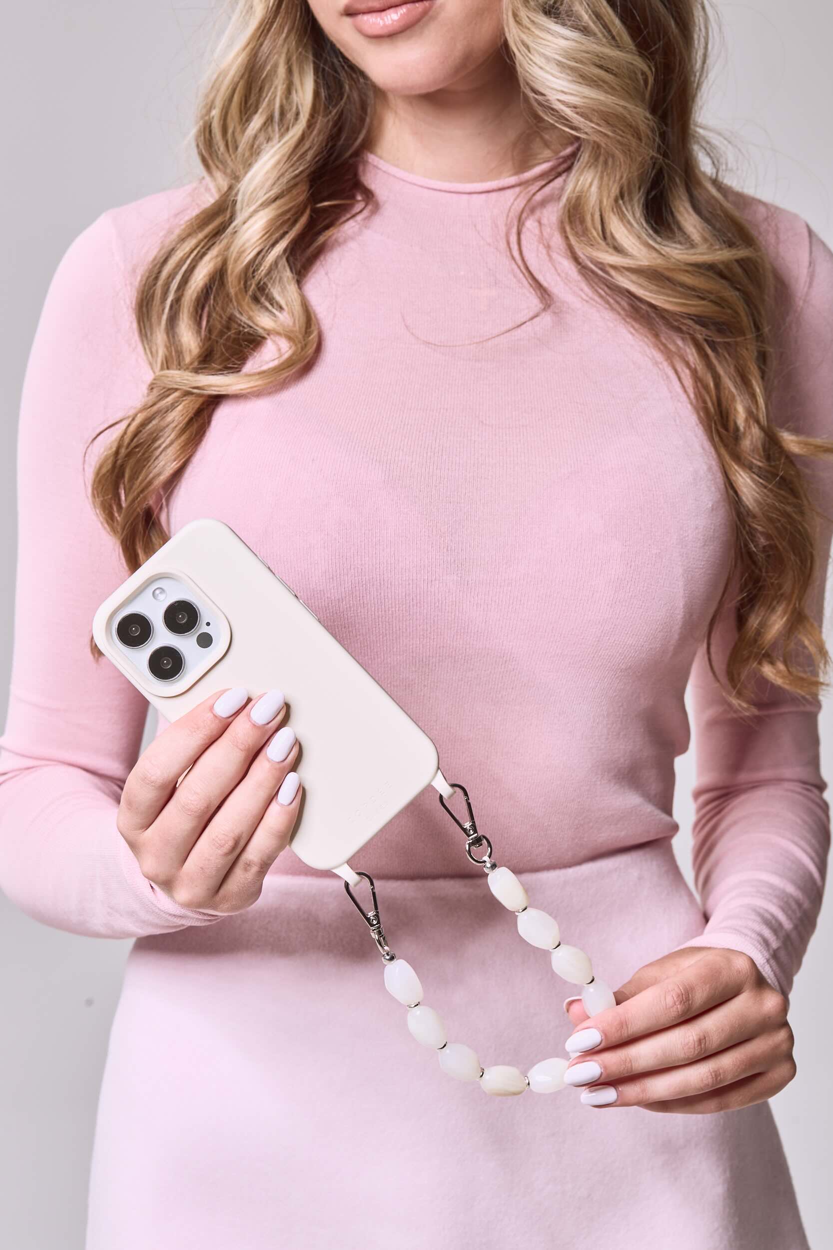 Aurelia Phone Chain Set Ivory