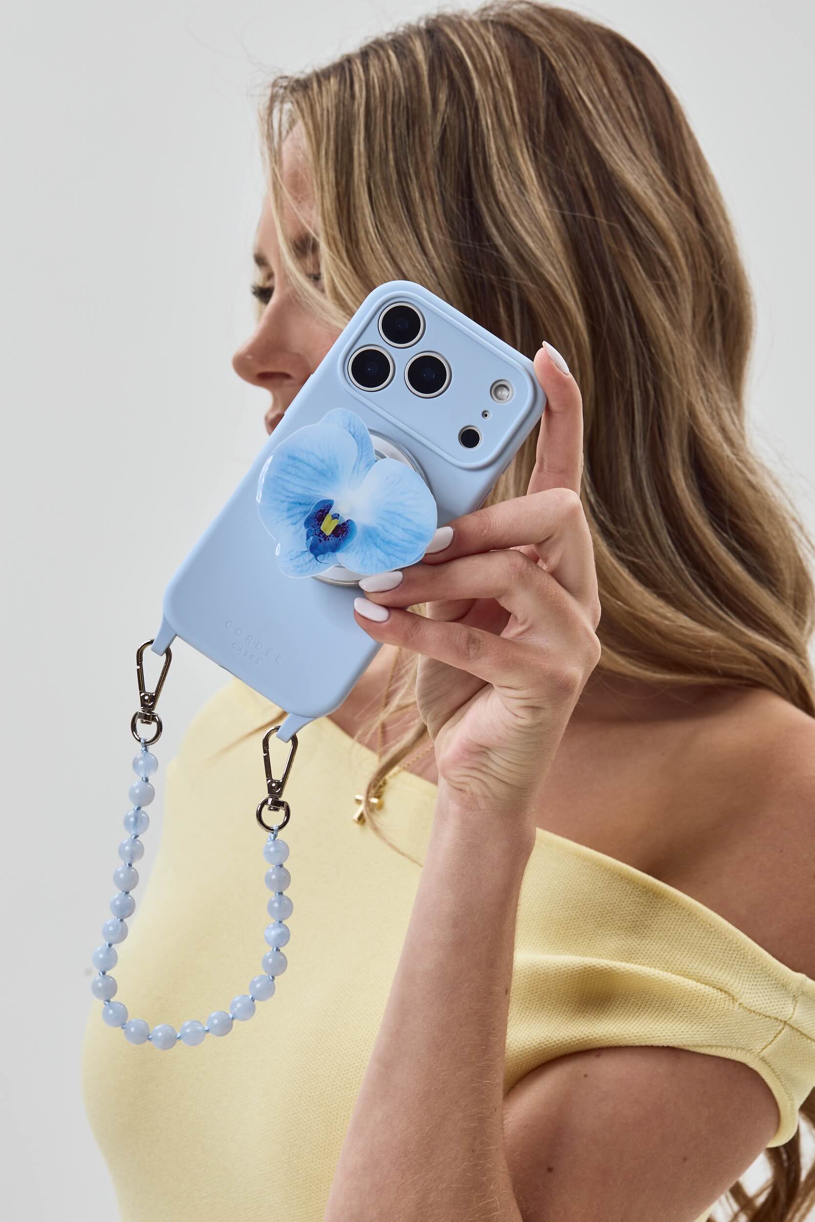 Blue Orchid Magnetic Phone Grip