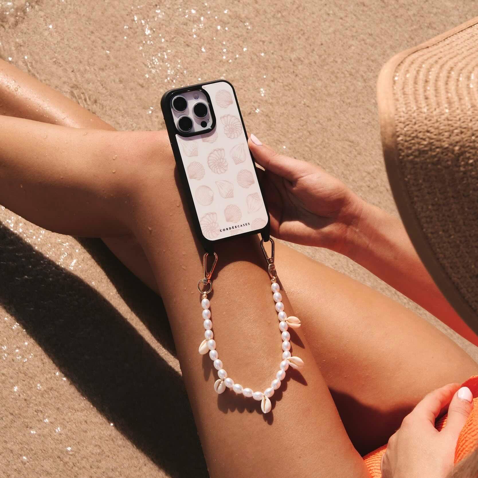 Pearl Paradise Phone Wristlet